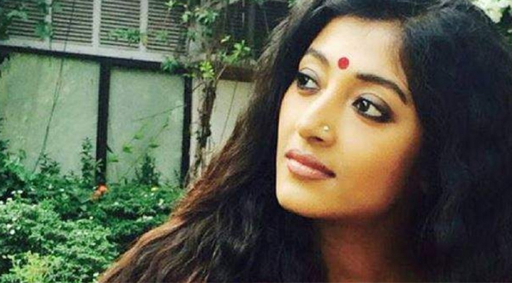 প্রেমের প্রস্তাব  পেয়েছিলেন পাওলি দাম ক্লাস নাইনেই